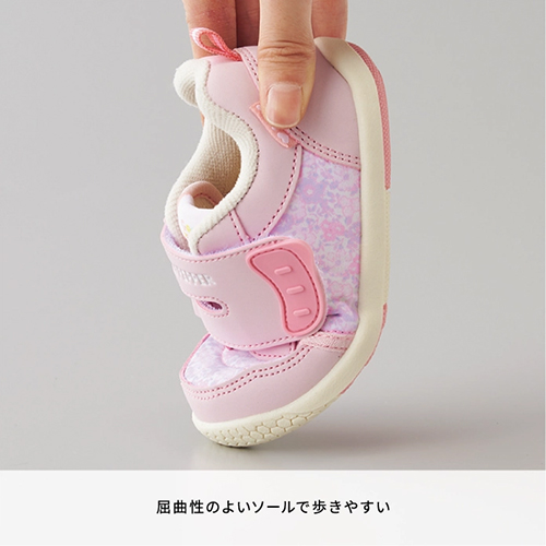 ベビーシューズ